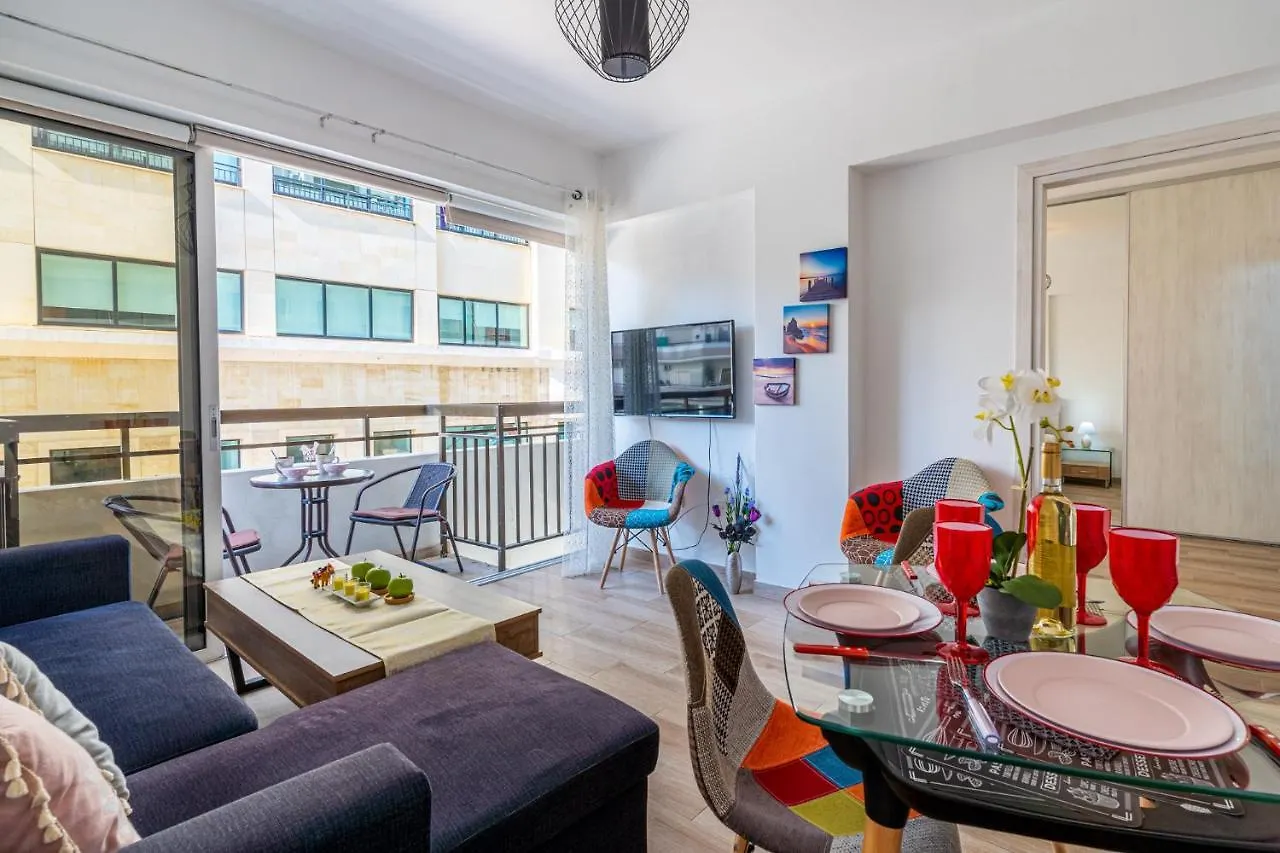 Berries 1-Br Apt In Lárnaka